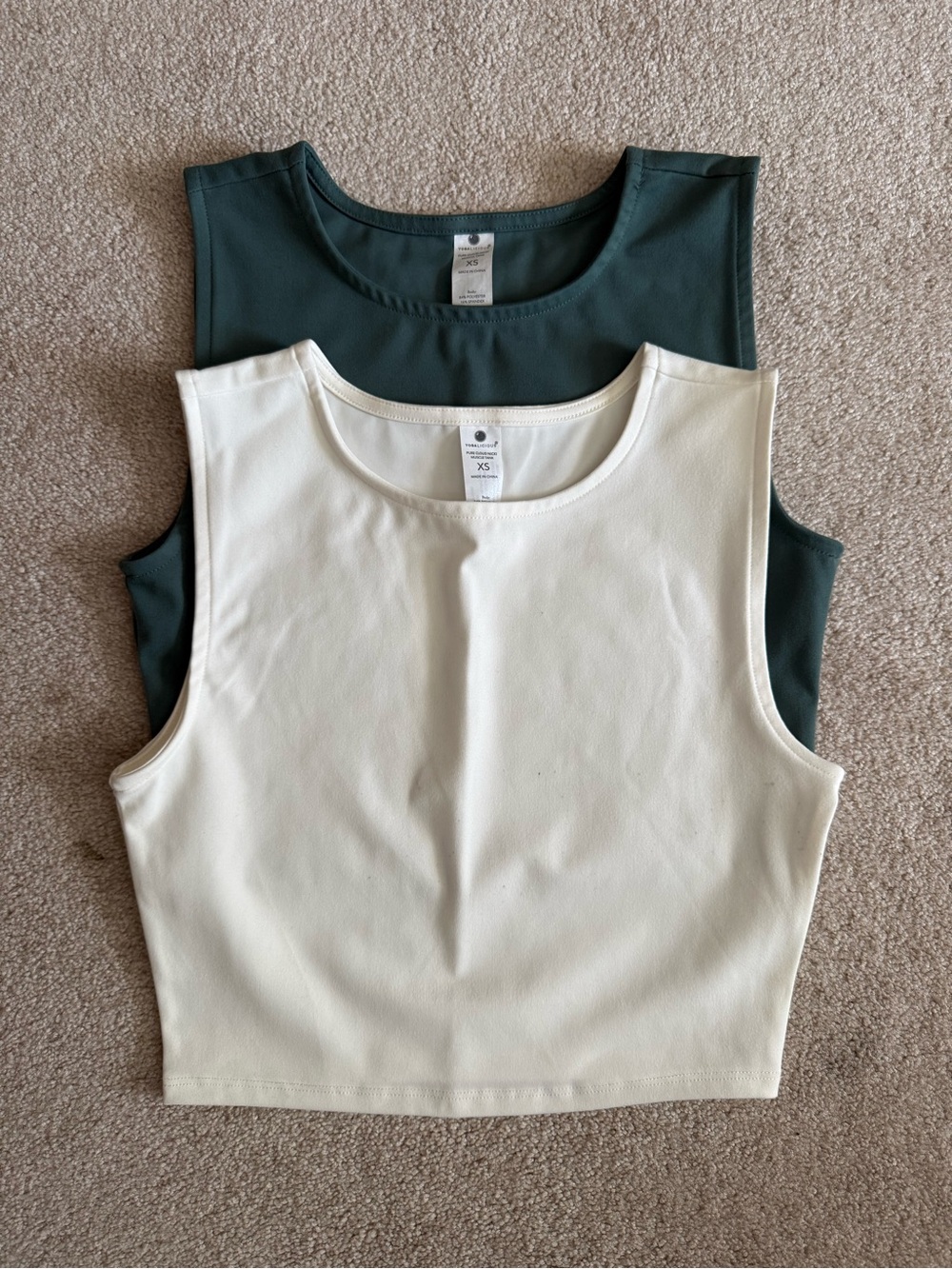 Yogalicious Sleeveless Cropped Tank Top 2 pk- Cream and Dark Green